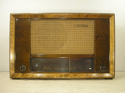 Radioteollisuus VE 4676